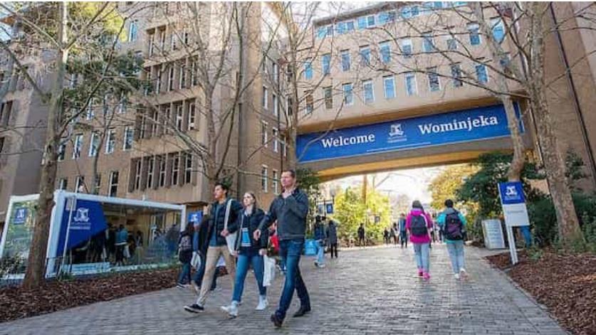 university in Melbourne