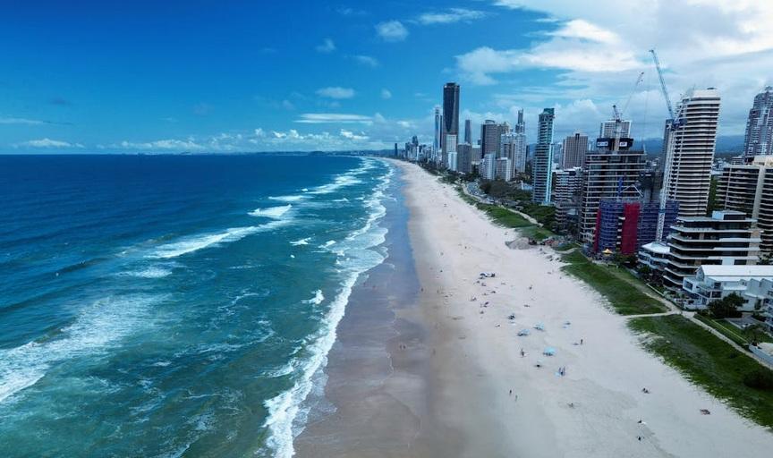 Surfer’s Paradise Beach, Gold Coast, Queensland.